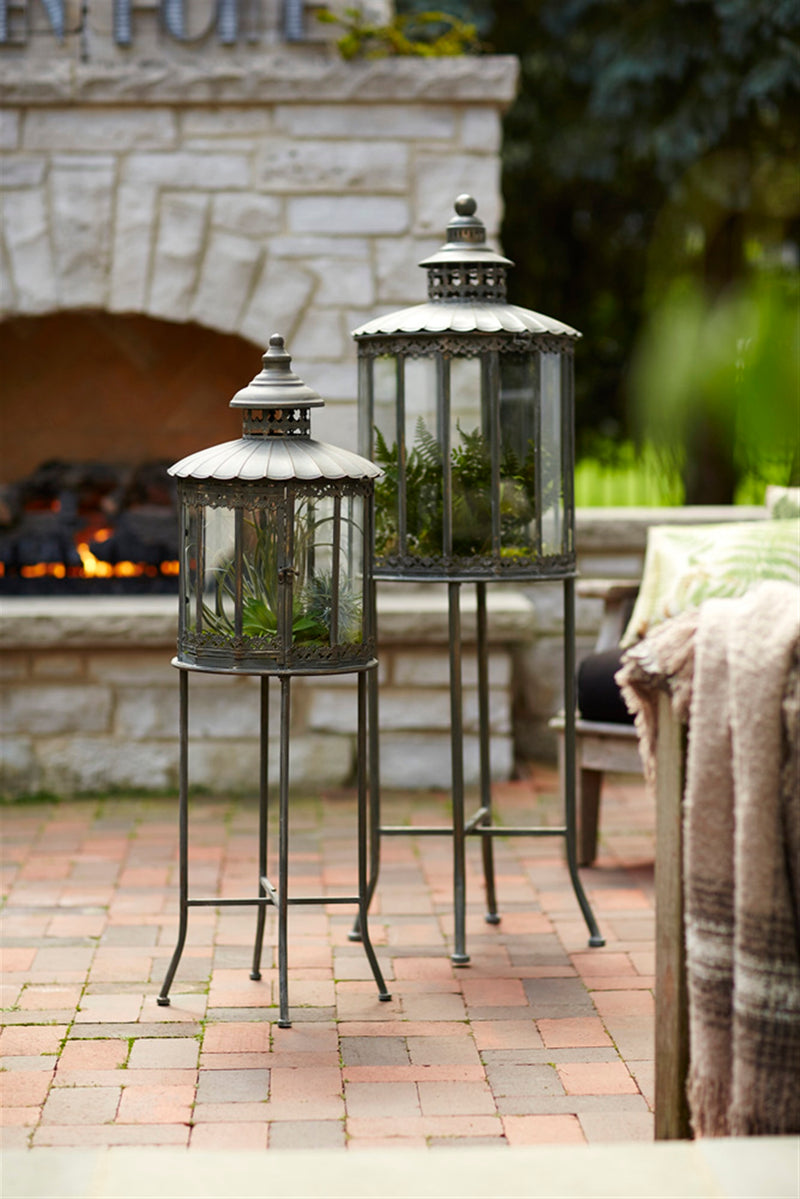 Antiqued Lanterns on Stand