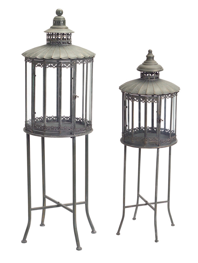 Antiqued Lanterns on Stand