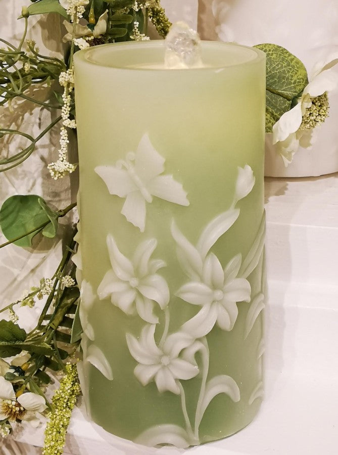 Green Lily Fountain Candle