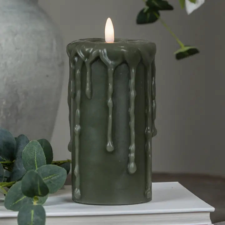 Dark Green 3D Flame Pillar Candle