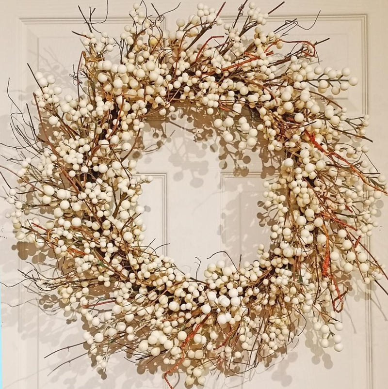 Cream Berry Wreath - 28"