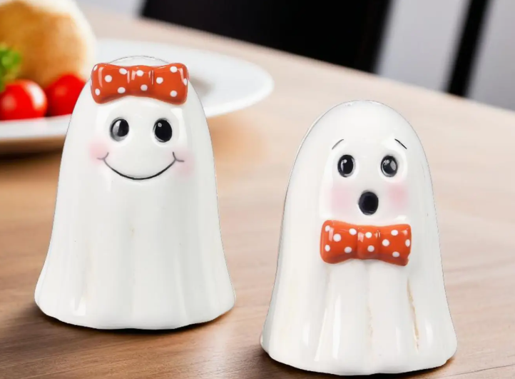 Halloween Ghost Salt & Pepper Shaker 2 Pcs/Set