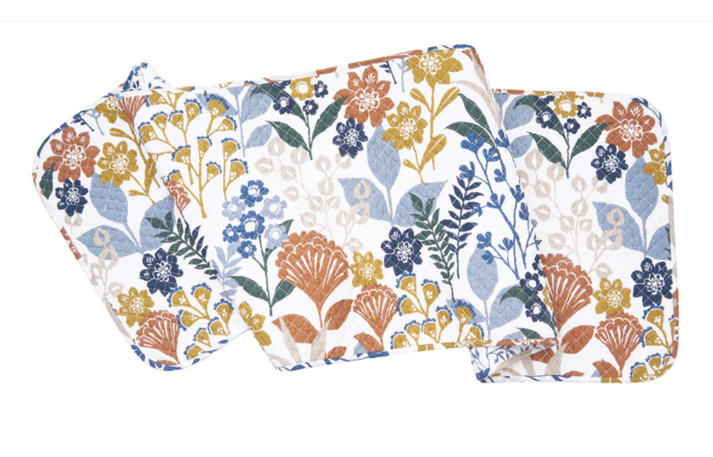 Delilah table linens