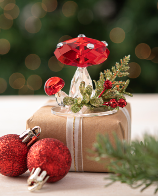 Mistletoe Krystal Mushroom Figurine