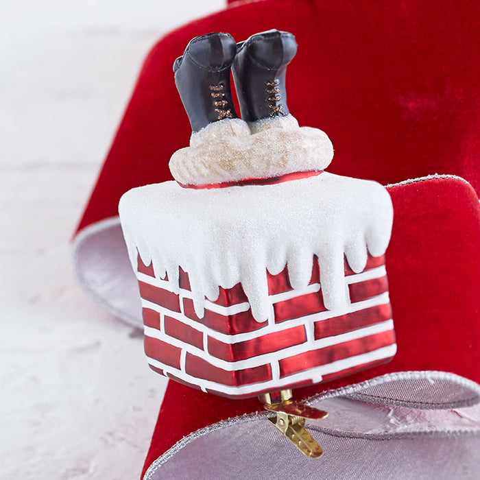 Clip-On Santa in Chimney Ornament