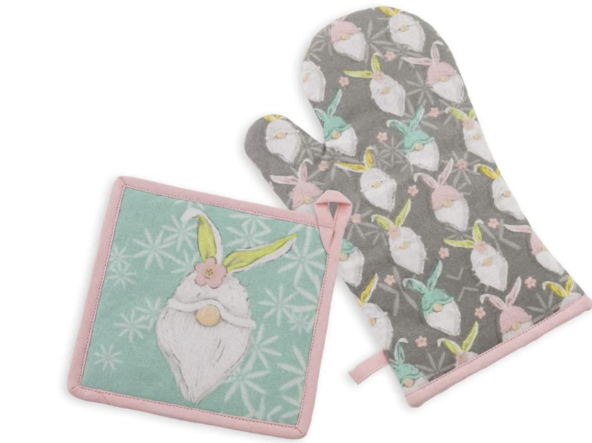 Bunny Gnomes Oven Mitt and Pot Holder