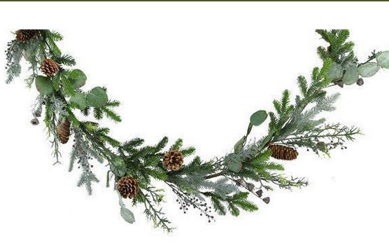 Eucalyptus Balsam and Berry Garland - 5'