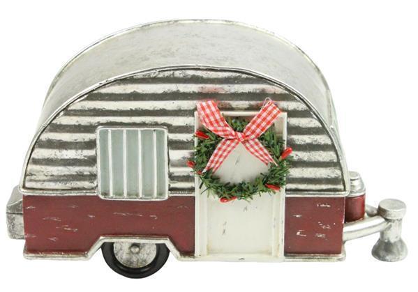 Camper With Wreath
